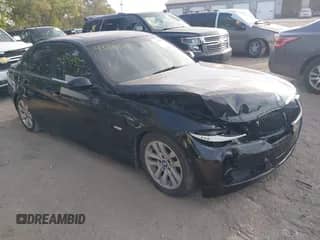2008 BMW 3 Series 328i с VIN WBAVA33558KX83955, выставлен на аукционе IAAI как лот 43341532 с пробегом 181 228 миль миль и . История ставок и продаж доступна на DreamBid. Изображение 1.