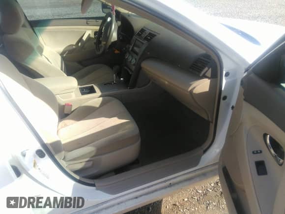 2008 Toyota Camry LE with VIN 4T1BE46K98U751706, listed as a IAAI auction lot 43278904 with 223,062 mi miles and . Bid and sale history available at DreamBid. Image 5.