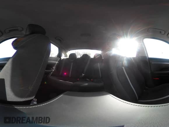 2022 Hyundai Sonata Blue с VIN KMHL24JJ5NA037502, выставлен на аукционе IAAI как лот 40975379 с пробегом 69 018 миль миль и . История ставок и продаж доступна на DreamBid. Изображение 19.