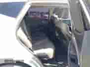 2015 Hyundai Santa Fe с VIN 5XYZU3LA6FG264442, выставлен на аукционе IAAI как лот 42858876 с пробегом 154 563 миль миль и . История ставок и продаж доступна на DreamBid. Изображение 8.