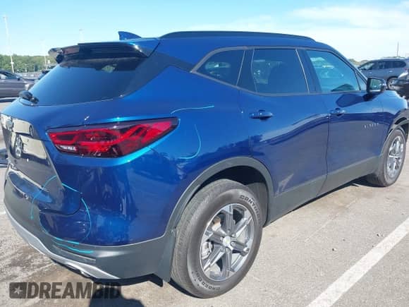 2023 Chevrolet Blazer LT с VIN 3GNKBJRS0PS101479, выставлен на аукционе IAAI как лот 43158825 с пробегом 17 759 миль миль и . История ставок и продаж доступна на DreamBid. Изображение 4.