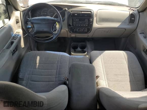 1997 Ford Explorer XL с VIN 1FMDU32E3VZB49226, выставлен на аукционе Copart как лот 73610834 с пробегом 236 649 миль миль и Чистый • Clean title. История ставок и продаж доступна на DreamBid. Изображение 8.