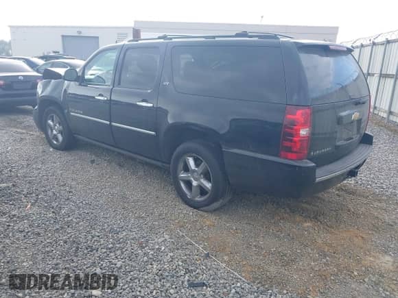 2014 Chevrolet Suburban LTZ с VIN 1GNSCKE05ER105566, выставлен на аукционе IAAI как лот 40762562 с пробегом 191 055 миль миль и . История ставок и продаж доступна на DreamBid. Изображение 3.