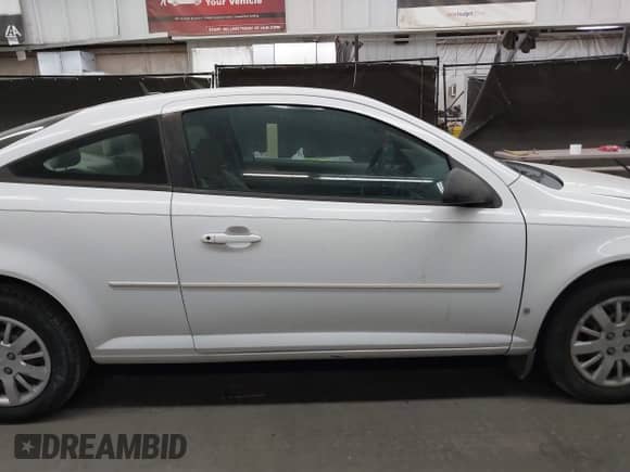 2010 Chevrolet Cobalt LS with VIN 1G1AB1F59A7239121, listed as a IAAI auction lot 42910522 with 117,695 mi miles and . Bid and sale history available at DreamBid. Image 13.
