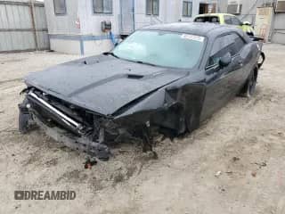 2012 Dodge Challenger R/T Classic z VIN 2C3CDYBT5CH110635, wystawiony jako Copart lot #85747275 z przebiegiem 62 695 mil mil oraz Szkoda całkowita • Salvage title. Historia ofert i sprzedaży dostępna na DreamBid. Obrazek 1.