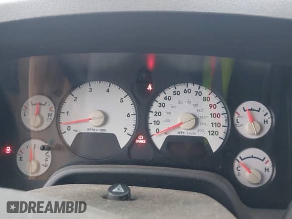 2006 Dodge 1500 SLT with VIN 1D7HU18286S553663, listed as a IAAI auction lot 43268539 with 230,000 mi miles and . Bid and sale history available at DreamBid. Image 7.