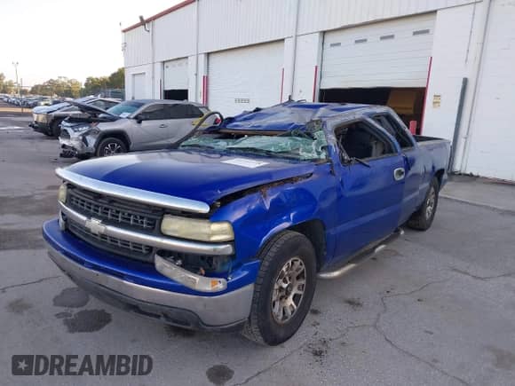 2002 Chevrolet Silverado 1500 LS с VIN 2GCEC19V321329784, выставлен на аукционе IAAI как лот 43344938 с пробегом 388 090 миль миль и . История ставок и продаж доступна на DreamBid. Изображение 2.