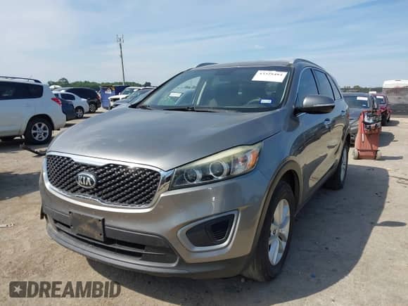 2017 Kia Sorento LX с VIN 5XYPG4A3XHG287038, выставлен на аукционе IAAI как лот 43328484 с пробегом 111 599 миль миль и . История ставок и продаж доступна на DreamBid. Изображение 17.