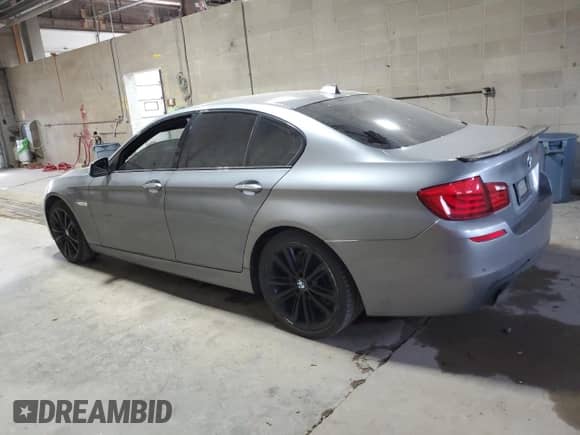 2011 BMW 5 Series 535i xDrive with VIN WBAFU7C54BC875255, listed as a Copart auction lot 84725995 with 159,263 mi miles and Salvage title. Bid and sale history available at DreamBid. Image 2.