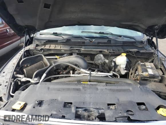 2013 Ram 1500 Express z VIN 1C6RR7FT9DS703511, wystawiony jako Copart lot #87063005 z przebiegiem 189 998 mil mil oraz Czysty tytuł • Clean title. Historia ofert i sprzedaży dostępna na DreamBid. Obrazek 11.