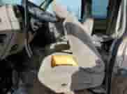 1997 Chevrolet Silverado 2500 z VIN 1GCGC29RXVE244557, wystawiony jako Copart lot #45852655 z przebiegiem 235 254 mil mil oraz Nie do naprawy • Non repairable. Historia ofert i sprzedaży dostępna na DreamBid. Obrazek 7.