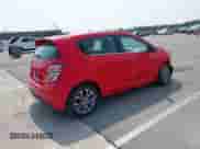 2019 Chevrolet Sonic LT z VIN 1G1JD6SBXK4135954, wystawiony jako IAAI lot #42412020 z przebiegiem 37 560 mil mil oraz . Historia ofert i sprzedaży dostępna na DreamBid. Obrazek 4.