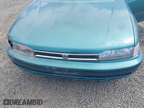1992 Honda Accord с VIN 1HGCB7272NA037628, выставлен на аукционе IAAI как лот 42052229 с пробегом 248 632 миль миль и . История ставок и продаж доступна на DreamBid. Изображение 6.