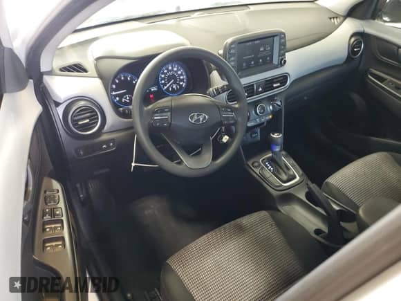 2021 Hyundai Kona SE with VIN KM8K1CAA0MU676781, listed as a Copart auction lot 62313235 with 58,178 mi miles and Salvage title. Bid and sale history available at DreamBid. Image 8.