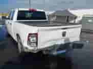 2012 Ram 1500 Tradesman z VIN 1C6RD6FP8CS231893, wystawiony jako IAAI lot #41097504 z przebiegiem 131 717 mil mil oraz . Historia ofert i sprzedaży dostępna na DreamBid. Obrazek 6.