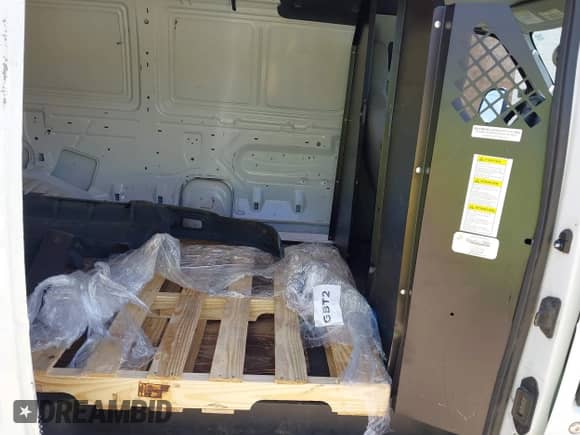 2014 Ford Econoline Cargo Commercial with VIN 1FTNE2EL8EDA48545, listed as a IAAI auction lot 42326165 with 396,949 mi miles and . Bid and sale history available at DreamBid. Image 8.