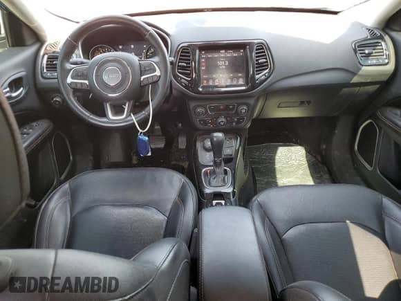 2019 Jeep Compass Limited with VIN 3C4NJDCB4KT842921, listed as a Copart auction lot 66901385 with 71,775 mi miles and Salvage title. Bid and sale history available at DreamBid. Image 8.