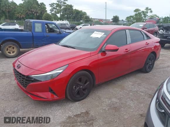 2022 Hyundai Elantra SEL with VIN 5NPLM4AG8NH057576, listed as a IAAI auction lot 43212145 with 51,707 mi miles and . Bid and sale history available at DreamBid. Image 17.