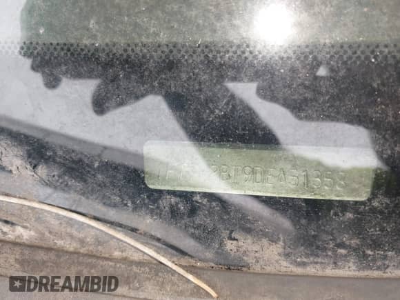 2013 Ford F-250 XL с VIN 1FT7W2BT9DEA51358, выставлен на аукционе IAAI как лот 42414240 с пробегом 297 755 миль миль и . История ставок и продаж доступна на DreamBid. Изображение 9.