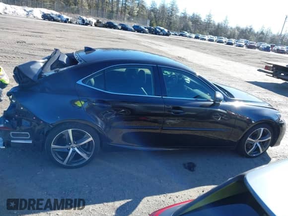 2018 Lexus IS 300 z VIN JTHC81D22J5030353, wystawiony jako IAAI lot #41747231 z przebiegiem 61 614 mil mil oraz . Historia ofert i sprzedaży dostępna na DreamBid. Obrazek 13.