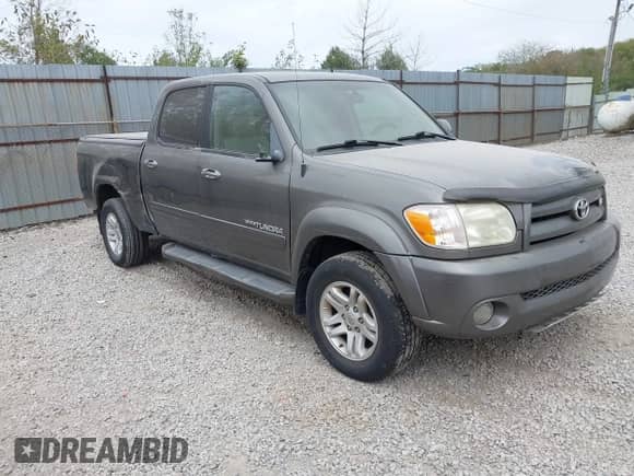 2005 Toyota Tundra Limited с VIN 5TBDT48165S473282, выставлен на аукционе IAAI как лот 43382606 с пробегом 166 678 миль миль и . История ставок и продаж доступна на DreamBid. Изображение 1.