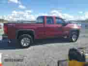 2015 GMC Sierra 1500 z VIN 1GTV2TEC1FZ172899, wystawiony jako Copart lot #86447475 z przebiegiem 132 167 mil mil oraz Czysty tytuł • Clean title. Historia ofert i sprzedaży dostępna na DreamBid. Obrazek 3.