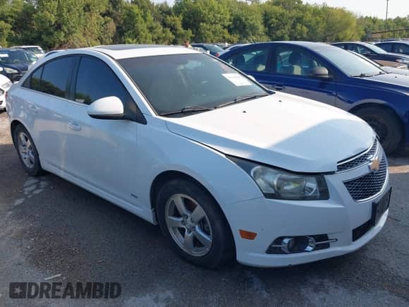 2012 Chevrolet Cruze 1LT z VIN 1G1PF5SC2C7271938, wystawiony jako IAAI lot #43141860 z przebiegiem 177 856 mil mil oraz . Historia ofert i sprzedaży dostępna na DreamBid. Obrazek 1.