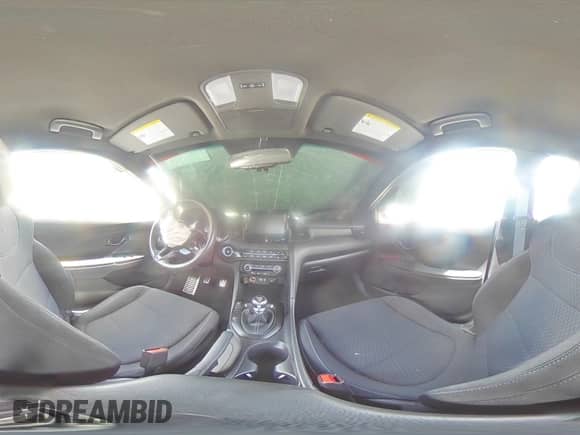 2019 Hyundai Veloster N с VIN KMHT36AHXKU002471, выставлен на аукционе Copart как лот 62211655 с пробегом 6 063 миль миль и На запчасти • Non repairable. История ставок и продаж доступна на DreamBid. Изображение 14.