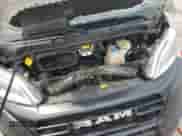 2024 Ram ProMaster Cargo Tradesman z VIN 3C6LRVDG2RE102161, wystawiony jako Copart lot #60659895 z przebiegiem 32 041 mil mil oraz Szkoda całkowita • Salvage title. Historia ofert i sprzedaży dostępna na DreamBid. Obrazek 12.