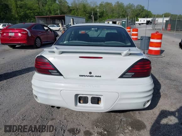 2001 Pontiac Grand Am с VIN 1G2NF12E01M598849, выставлен на аукционе IAAI как лот 42202575 с пробегом Не указан миль и . История ставок и продаж доступна на DreamBid. Изображение 15.