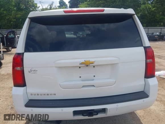 2015 Chevrolet Suburban LT z VIN 1GNSCJKC4FR298108, wystawiony jako IAAI lot #42649373 z przebiegiem 150 155 mil mil oraz . Historia ofert i sprzedaży dostępna na DreamBid. Obrazek 17.