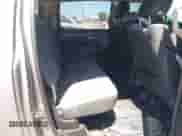 2020 Ram 1500 Big Horn z VIN 1C6RREFG7LN333762, wystawiony jako IAAI lot #42258907 z przebiegiem 51 558 mil mil oraz . Historia ofert i sprzedaży dostępna na DreamBid. Obrazek 8.