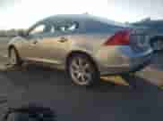2011 Volvo S60 с VIN YV1902FH2B2013429, выставлен на аукционе Copart как лот 65014925 с пробегом 85 459 миль миль и Чистый • Clean title. История ставок и продаж доступна на DreamBid. Изображение 2.