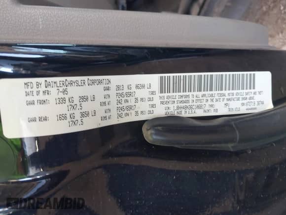 2006 Jeep Commander with VIN 1J8HH48N36C106817, listed as a IAAI auction lot 42867643 with 177,849 mi miles and . Bid and sale history available at DreamBid. Image 9.