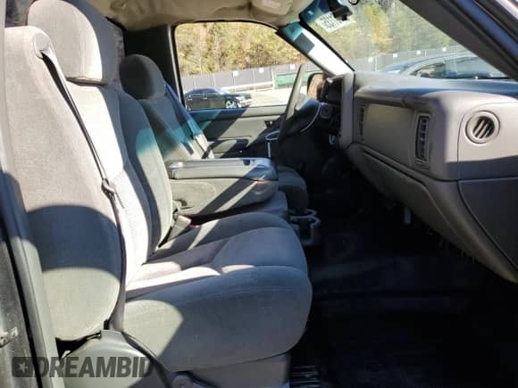 2003 GMC Sierra 1500 Work Truck с VIN 1GTEC14X03Z358497, выставлен на аукционе Copart как лот 87401135 с пробегом 76 121 миль миль и Чистый • Clean title. История ставок и продаж доступна на DreamBid. Изображение 10.