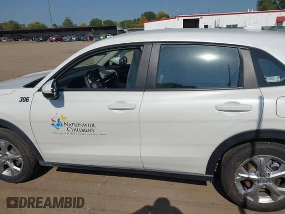 2024 Honda HR-V LX with VIN 3CZRZ2H33RM762783, listed as a IAAI auction lot 40167539 with Not provided miles and . Bid and sale history available at DreamBid. Image 14.