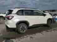 2025 Subaru Forester Premium z VIN JF2SLDDC2SH453747, wystawiony jako Copart lot #72047685 z przebiegiem 25 603 mil mil oraz Szkoda całkowita • Salvage title. Historia ofert i sprzedaży dostępna na DreamBid. Obrazek 3.