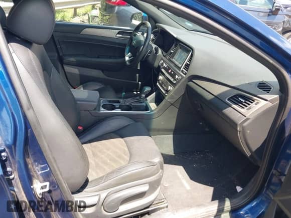 2018 Hyundai Sonata SEL with VIN 5NPE34AF0JH709037, listed as a IAAI auction lot 42516338 with 90,257 mi miles and . Bid and sale history available at DreamBid. Image 5.