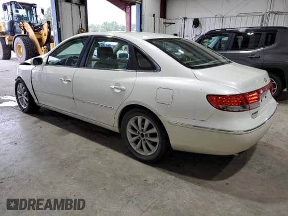 2006 Hyundai Azera SE с VIN KMHFC46F16A119307, выставлен на аукционе Copart как лот 66406184 с пробегом 154 584 миль миль и Чистый • Clean title. История ставок и продаж доступна на DreamBid. Изображение 2.