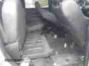 2017 Ram 1500 Rebel z VIN 1C6RR7YT2HS803629, wystawiony jako IAAI lot #42914264 z przebiegiem 76 836 mil mil oraz . Historia ofert i sprzedaży dostępna na DreamBid. Obrazek 8.