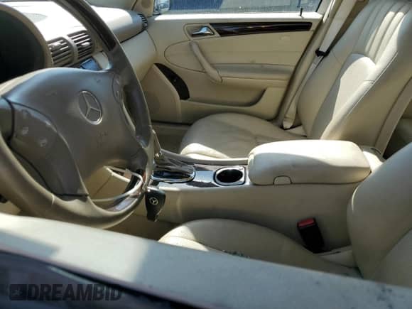 2005 Mercedes-Benz C 240 with VIN WDBRH81JX5F645392, listed as a Copart auction lot 74801314 with 129,215 mi miles and Salvage title. Bid and sale history available at DreamBid. Image 7.