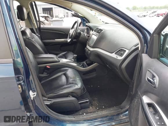 2014 Dodge Journey Limited with VIN 3C4PDCDG0ET156092, listed as a IAAI auction lot 42687119 with 174,036 mi miles and . Bid and sale history available at DreamBid. Image 5.