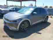2023 Hyundai Ioniq 5 Limited с VIN KM8KR4AE3PU231781, выставлен на аукционе IAAI как лот 42666906 с пробегом 19 140 миль миль и . История ставок и продаж доступна на DreamBid. Изображение 2.