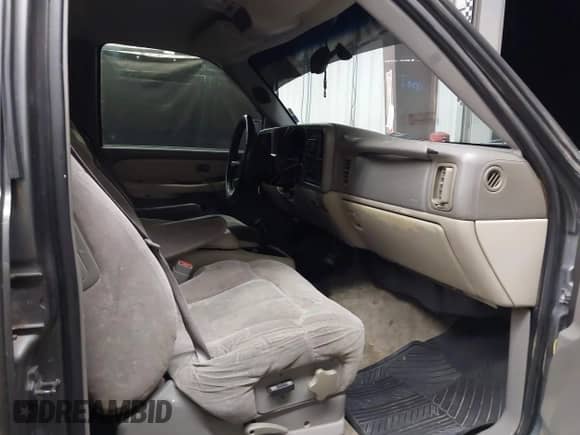 2002 Chevrolet Tahoe LS с VIN 1GNEC13Z12R149553, выставлен на аукционе IAAI как лот 43029565 с пробегом 266 061 миль миль и . История ставок и продаж доступна на DreamBid. Изображение 5.