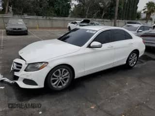 2017 Mercedes-Benz C 300 с VIN 55SWF4JB7HU181559, выставлен на аукционе Copart как лот 65758675 с пробегом 112 788 миль миль и Чистый • Clean title. История ставок и продаж доступна на DreamBid. Изображение 1.