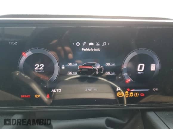 2025 Dodge Charger R/T z VIN 2C3CDBCK9SR542429, wystawiony jako Copart lot #64824315 z przebiegiem 3 761 mil mil oraz Szkoda całkowita • Salvage title. Historia ofert i sprzedaży dostępna na DreamBid. Obrazek 9.