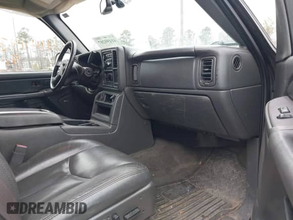 2004 GMC Sierra 1500 SLE with VIN 2GTEK19T341361056, listed as a IAAI auction lot 41499207 with 227,698 mi miles and . Bid and sale history available at DreamBid. Image 5.