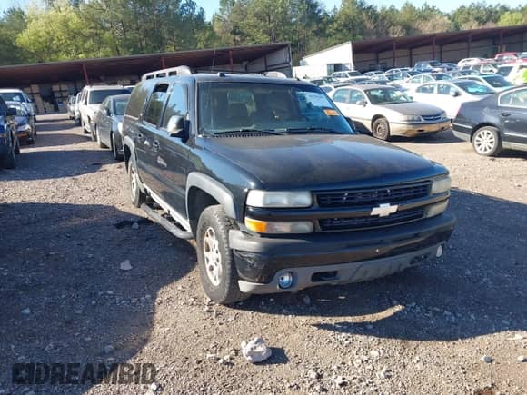 2005 Chevrolet Suburban LT с VIN 3GNEC16Z75G173520, выставлен на аукционе IAAI как лот 41792097 с пробегом Не указан миль и . История ставок и продаж доступна на DreamBid. Изображение 6.