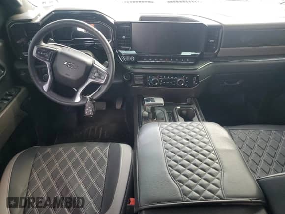 2024 Chevrolet Silverado 1500 ZR2 с VIN 3GCUDHE85RG133980, выставлен на аукционе Copart как лот 61462775 с пробегом 20 306 миль миль и Списание • Salvage title. История ставок и продаж доступна на DreamBid. Изображение 8.