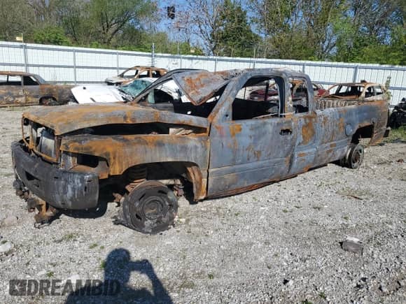 1998 Dodge RAM with VIN 3B7KF22W7WG164757, listed as a Copart auction lot 55819045 with Not provided miles and Non repairable. Bid and sale history available at DreamBid. Image 1.